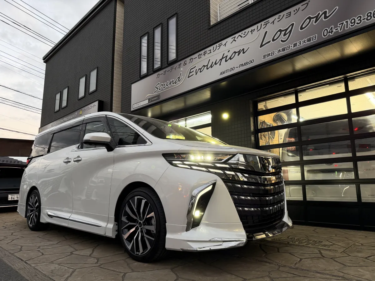 Today we will introduce car audio and car security installation for the TOYOTA ALPHARD 6AA-AAHH40W4# series.