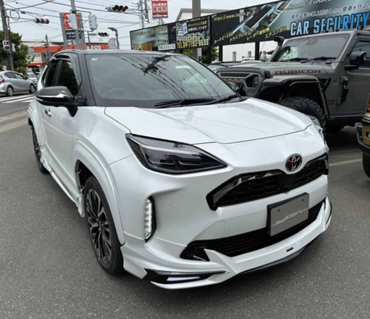 今日ご紹介するのはTOYOTA YARIS CROSS MXPJ1#・MXPB1#のカーオーディオインストールです。