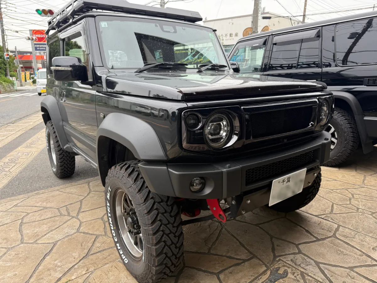 今日ご紹介するのはSUZUKI JIMNY SIERRA JB74のカーオーディオインストールです。