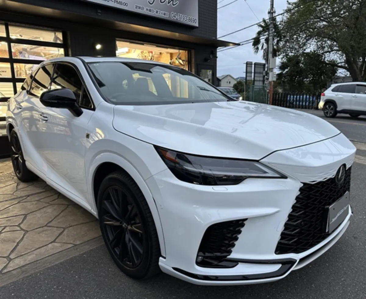 今日ご紹介するのはLEXUS RX ALA/ALH1#のカーセキュリティインストールです。
