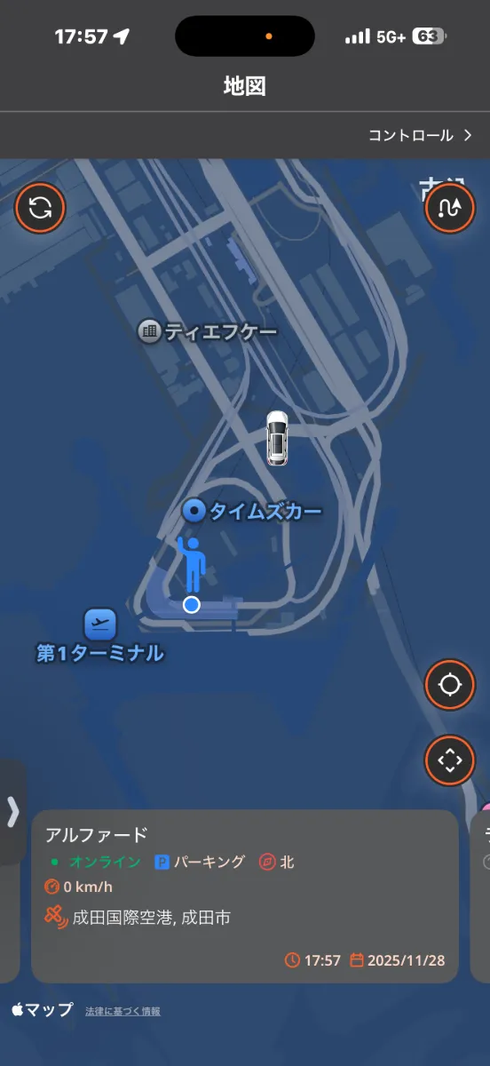 【COMPASSは“今の車”を手元に引き寄せる】COMPASSは、車両の状態をスマホで把握できる通信型セキュリティー＆GPSオプション。ただの「GPS追加」ではなく、車の“現在”を掴むための装備です。特に強いのがここ。位置情報の更新が速く、実用性が高いさらに、更新間隔を状況に合わせて調整できる“後で確認”ではなく、今の状況で判断できる実際の運用シーンでも、COMPASSではすでに移動が反映されているのに、純正GPSはまだ同じ場所表示のままという差が出ることがあります。止まった表示は安心じゃない。本当に欲しいのは、「今そこにあるかどうか」を迷わず判断できる確信です。