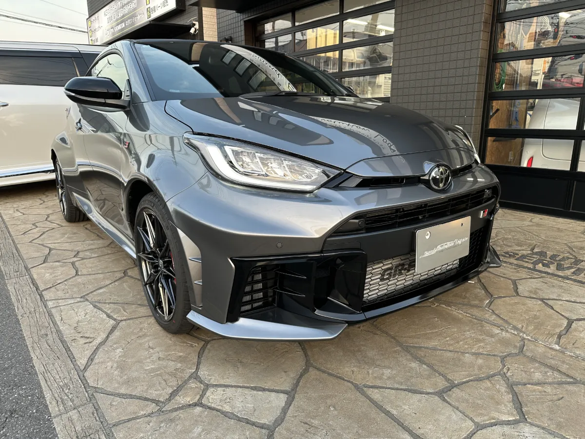 今日ご紹介するのはTOYOTA GR YARIS GXPA16・MXPA12のカーセキュリティインストールです。