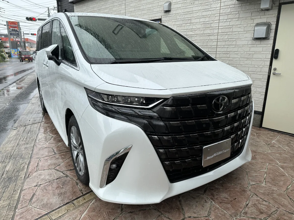 Today we will introduce car security installation for the TOYOTA ALPHARD 6AA-AAHH40W4# series.