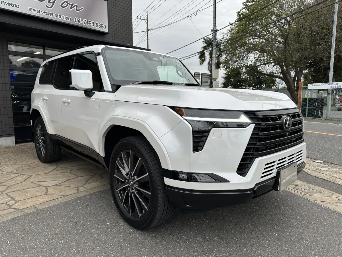 Today we will introduce the car security installation for the LEXUS GX VJA252W.