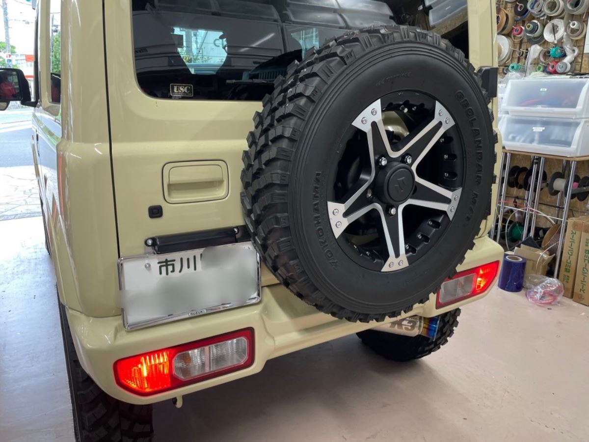 SUZUKI JIMNY JB64