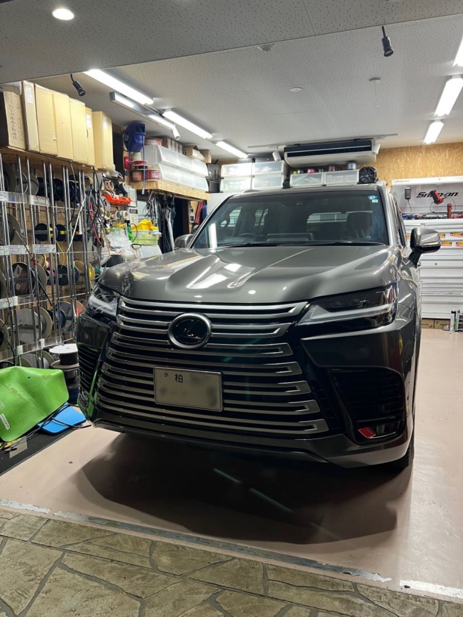 LEXUS LX VJA310W