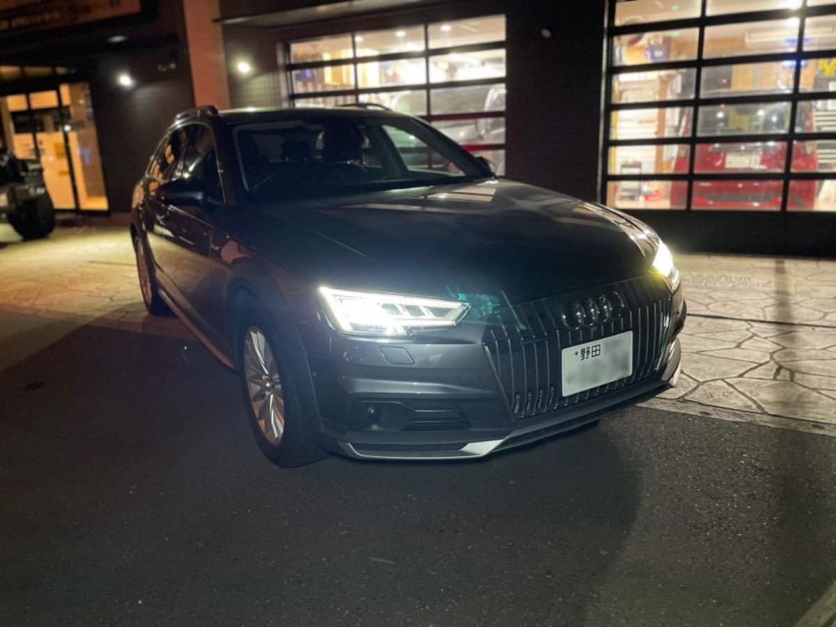 AUDI A4 ALLROAD QUATTRO 8W